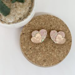 Boucles AMANDA, coeurs superposés chunky paillettes et cuir - Rose clair & Doré