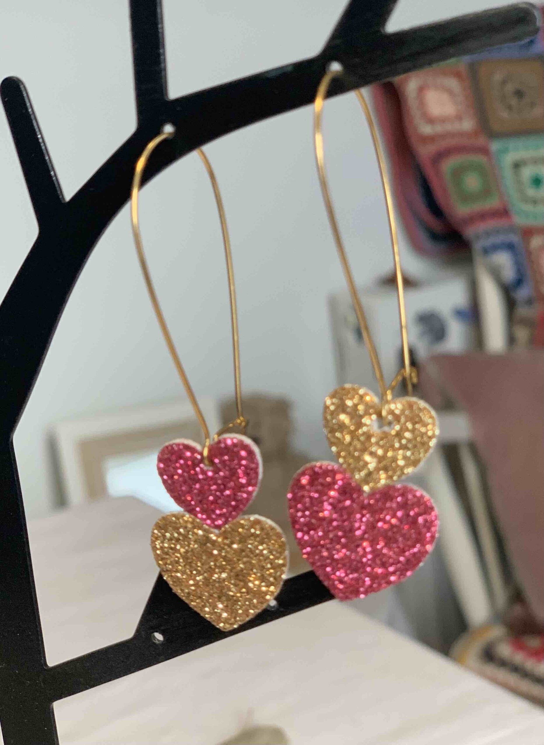 Boucles double coeurs chunky paillettes - Rose vif & Doré – Image 3